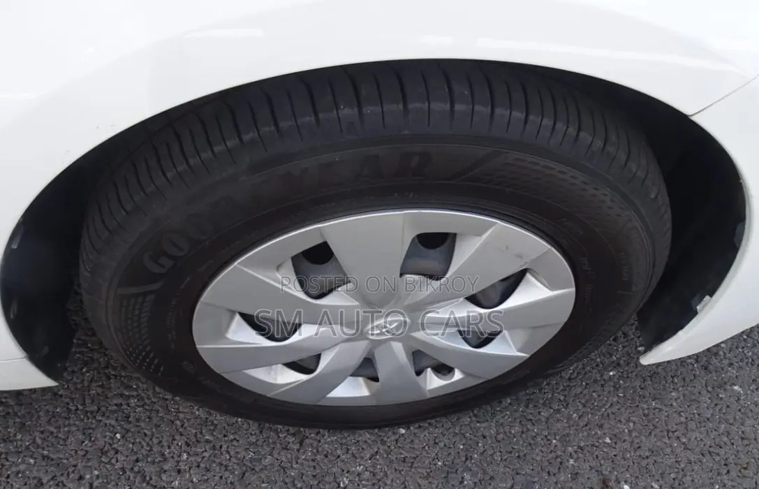 Toyota Corolla 2021 White
