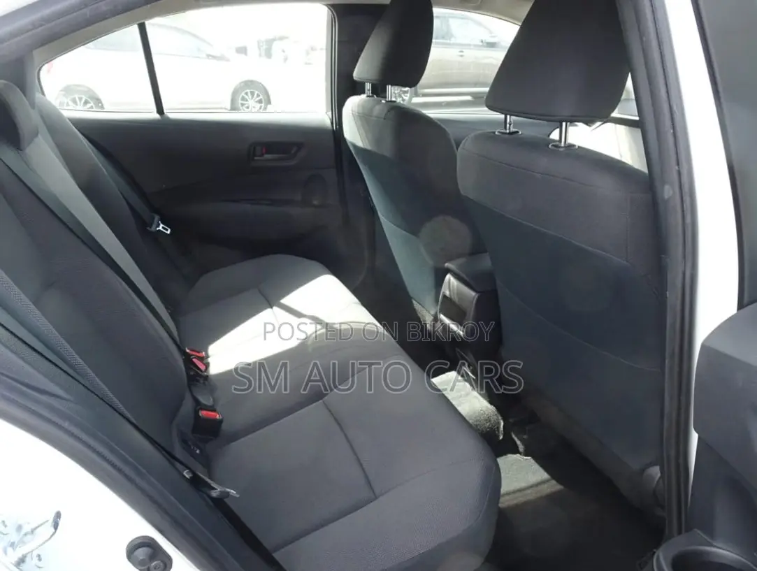 Toyota Corolla 2021 White