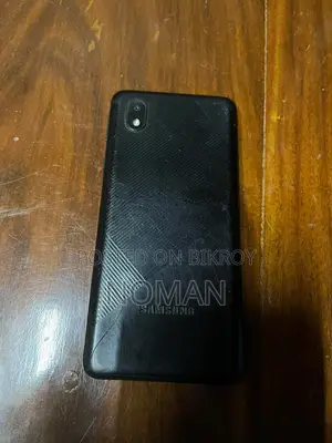 স্যামসাং গ্যালাক্সি এম০১ কোর ৩২ জিবি কালো