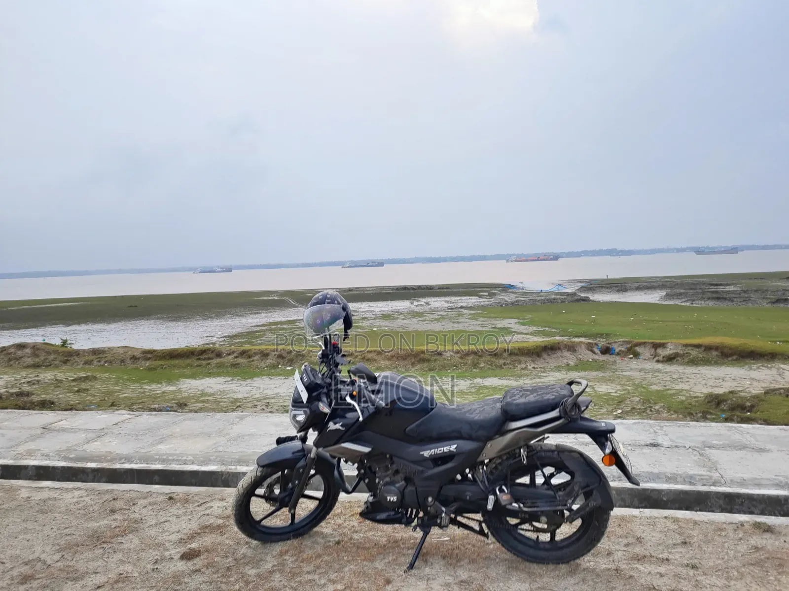 TVS Raider 125 2023 Black