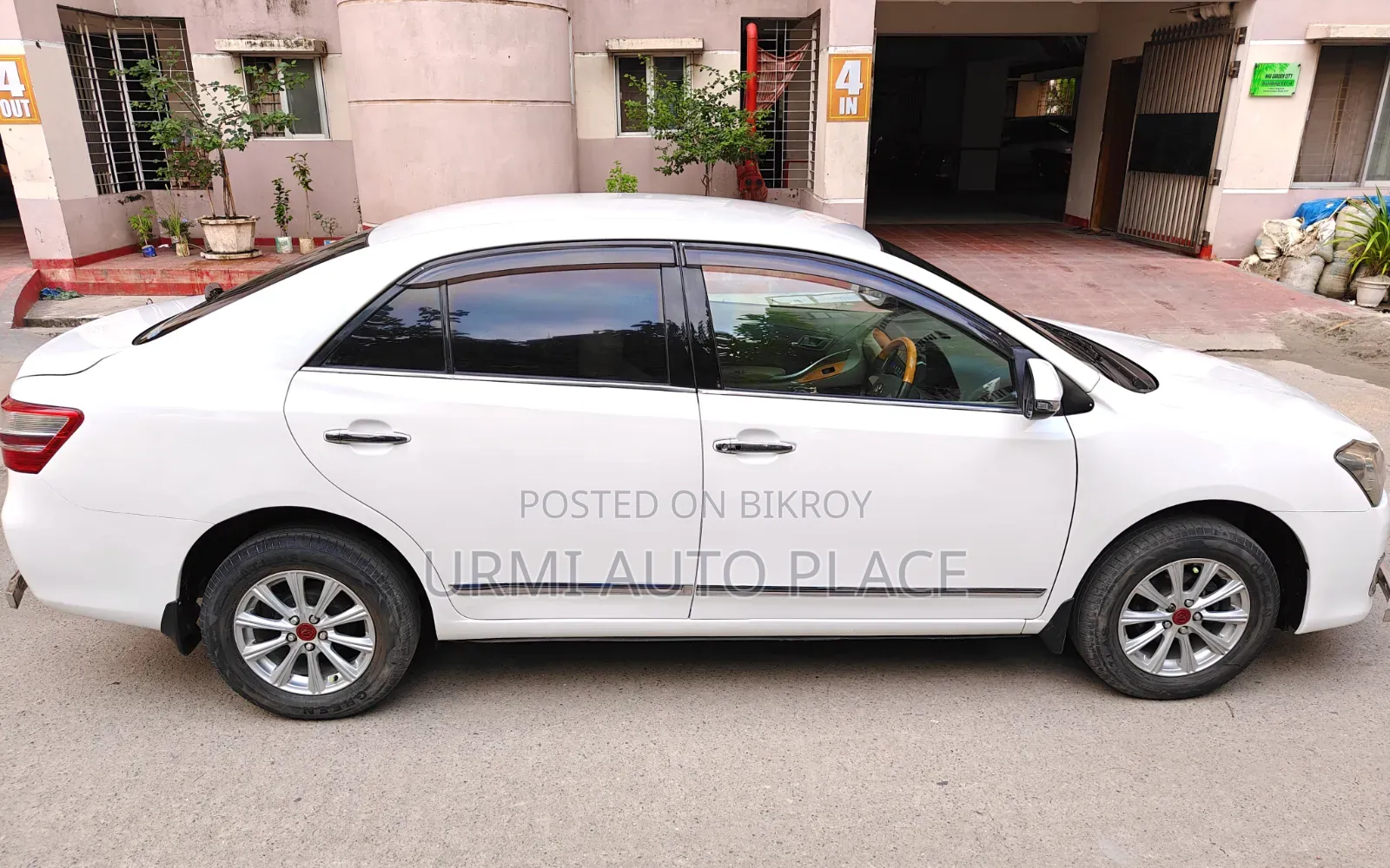 Toyota Premio 2010 Pearl