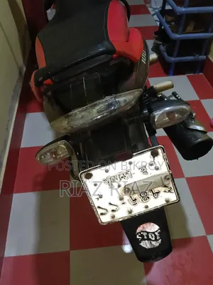 বাজাজ ডিসকভার ১০০ ২০১৩ পার্পল