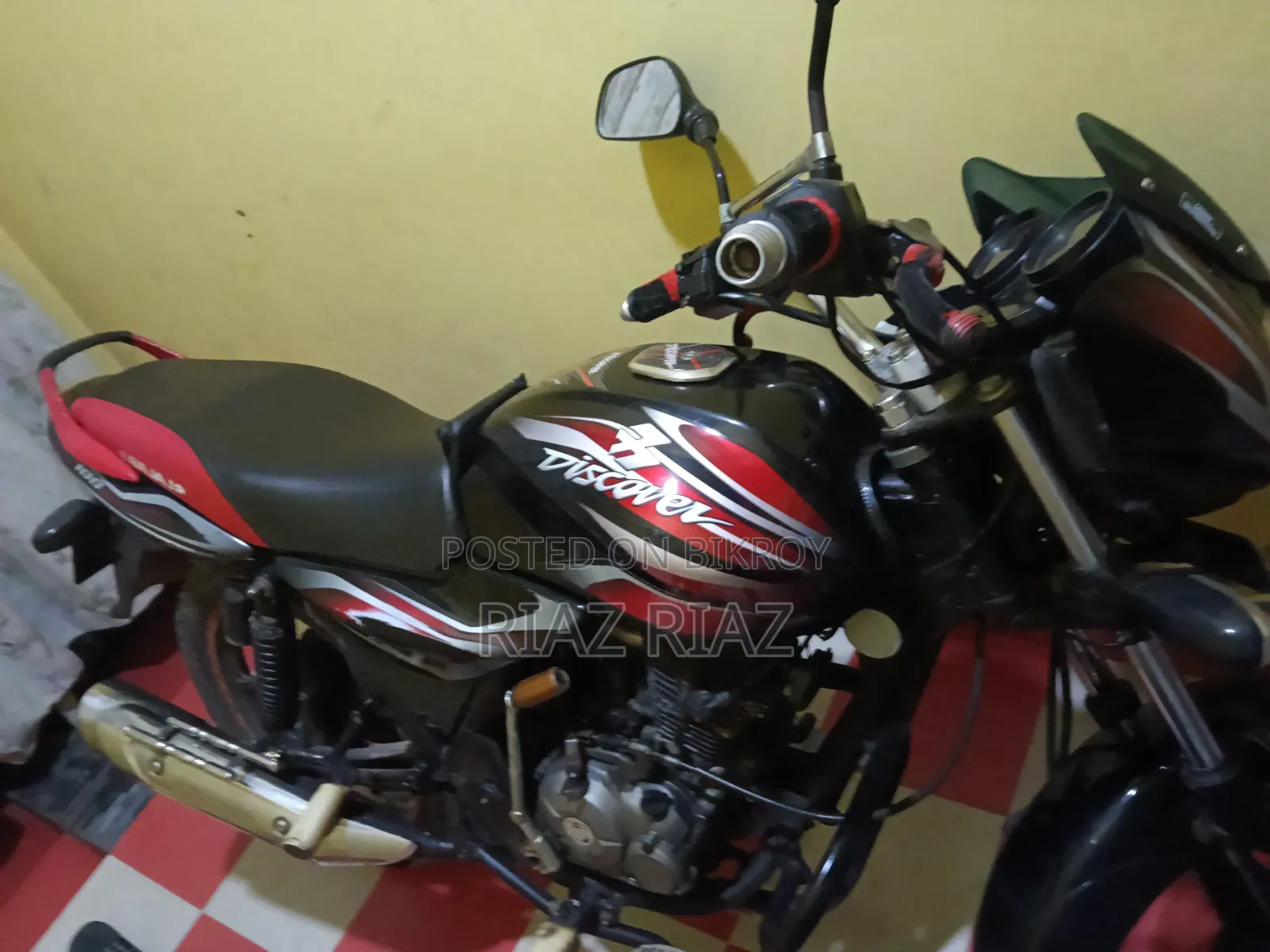 বাজাজ ডিসকভার ১০০ ২০১৩ পার্পল
