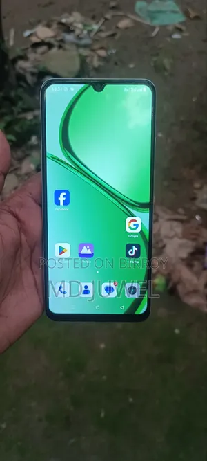 রিয়েলমি সি৫৩ ১২৮ জিবি গোল্ড