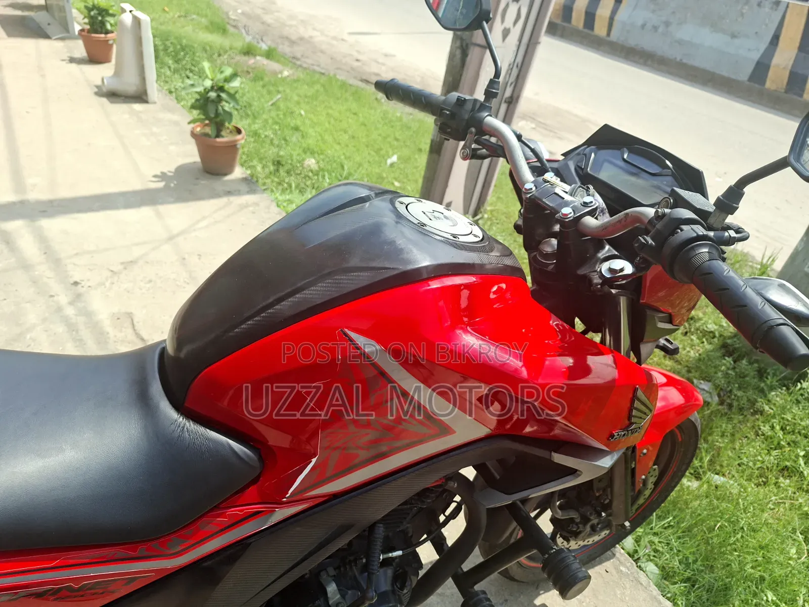 Honda Hornet 2019 Red