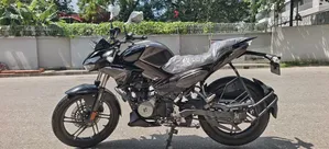 New Hero Xtreme 125R 2025 Black
