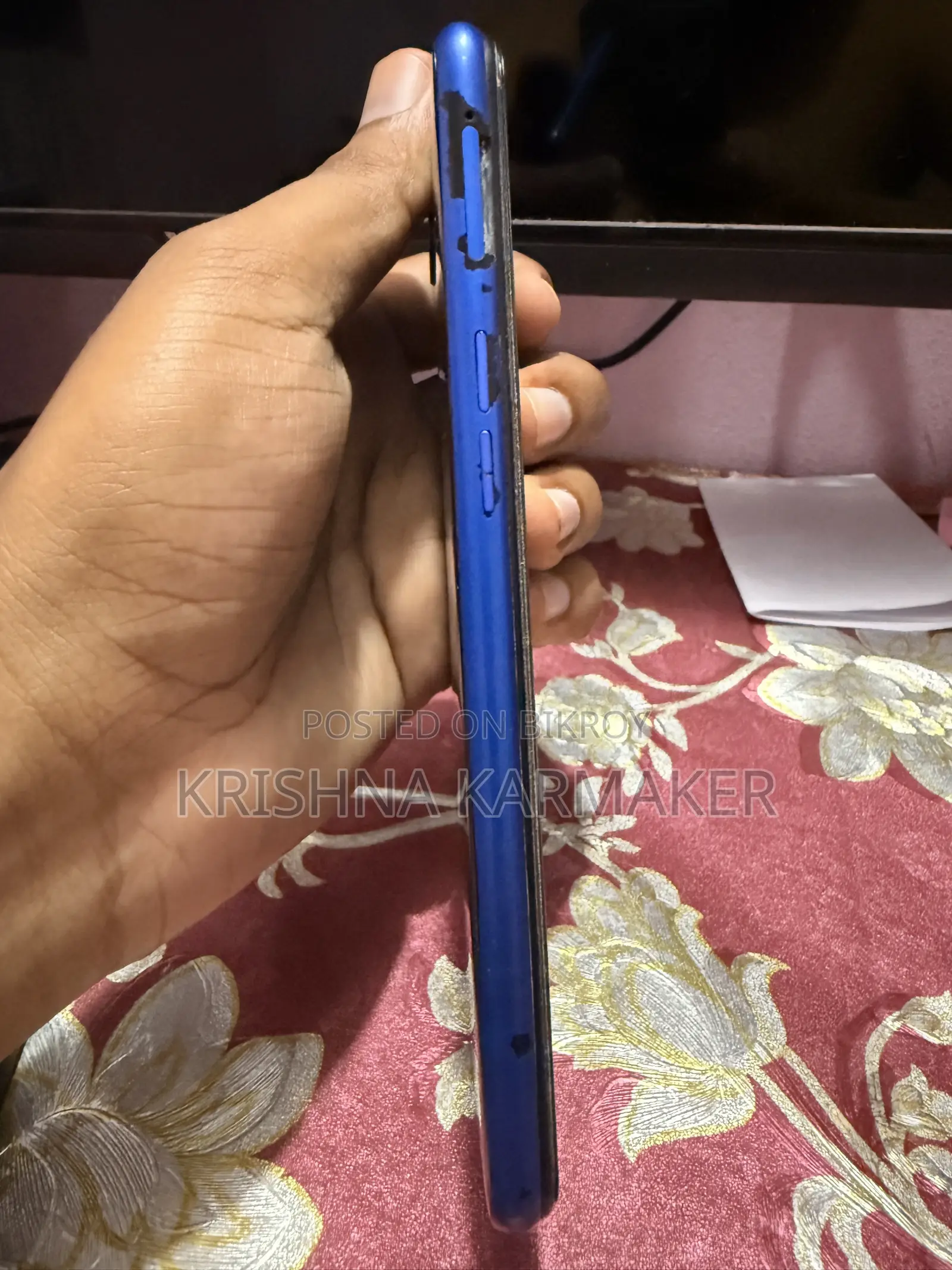 রিয়েলমি ৬৪ জিবি ব্লু
