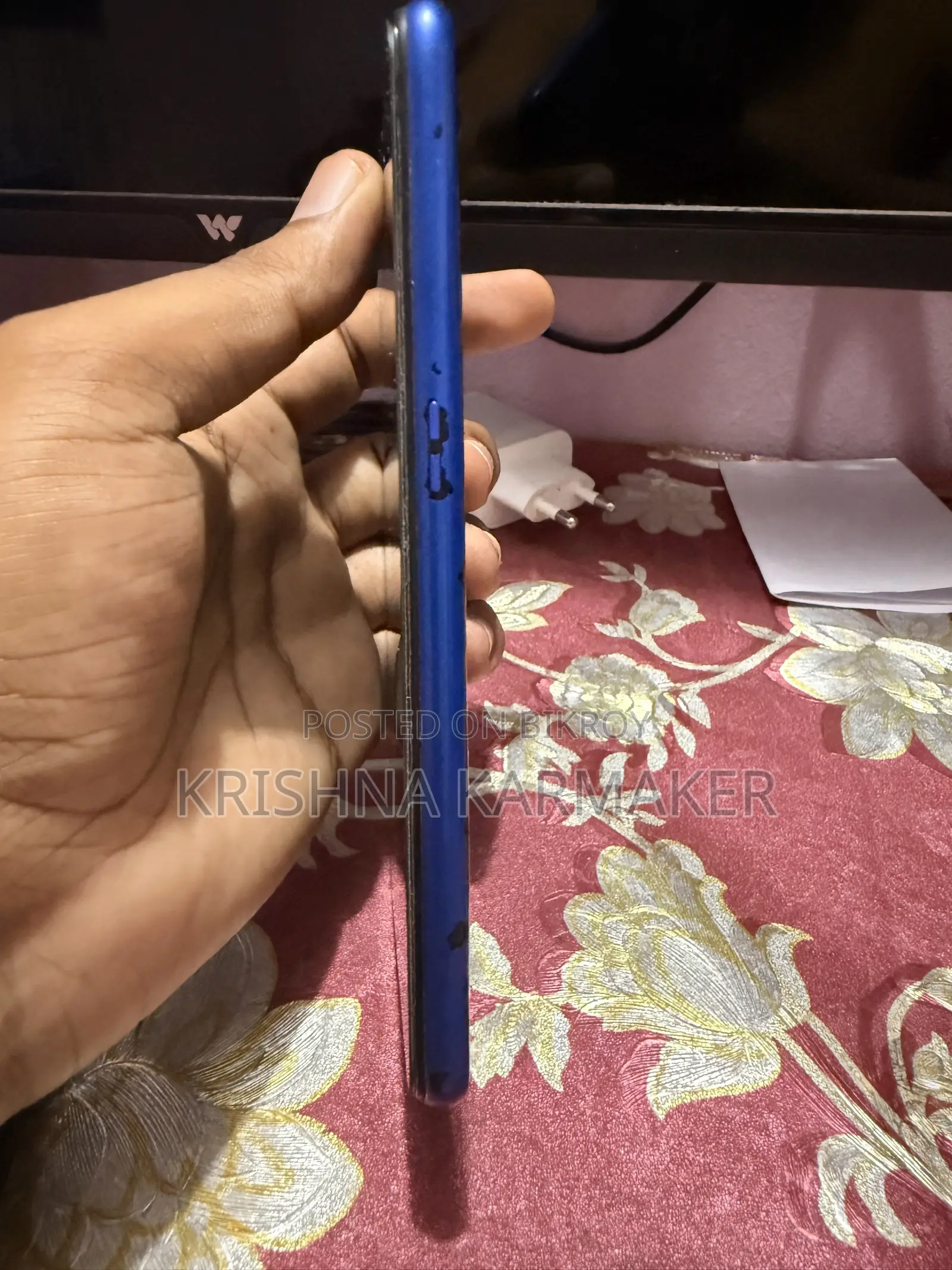 রিয়েলমি ৬৪ জিবি ব্লু