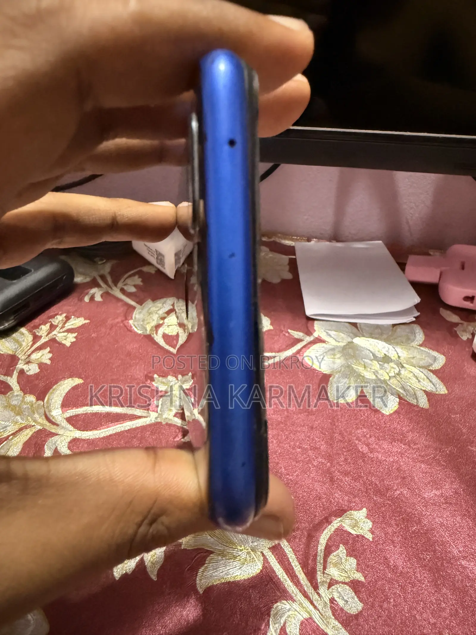 রিয়েলমি ৬৪ জিবি ব্লু