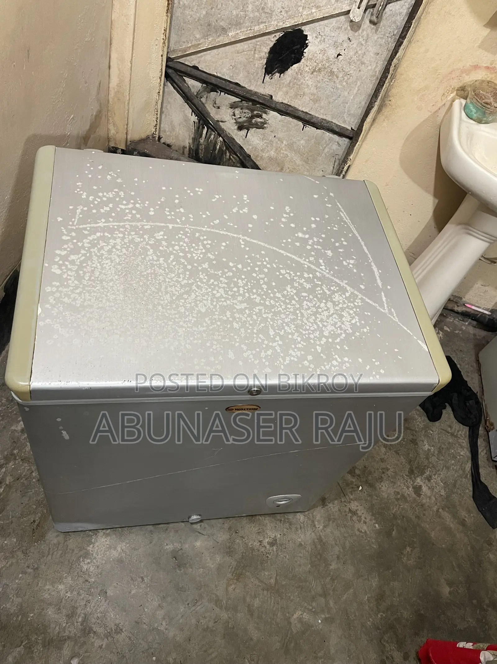 Walton Deep Freezer