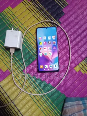 রিয়েলমি ১০ প্রো ১২৮ জিবি