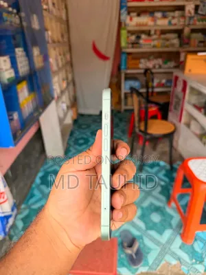 Apple iPhone 15 128 GB