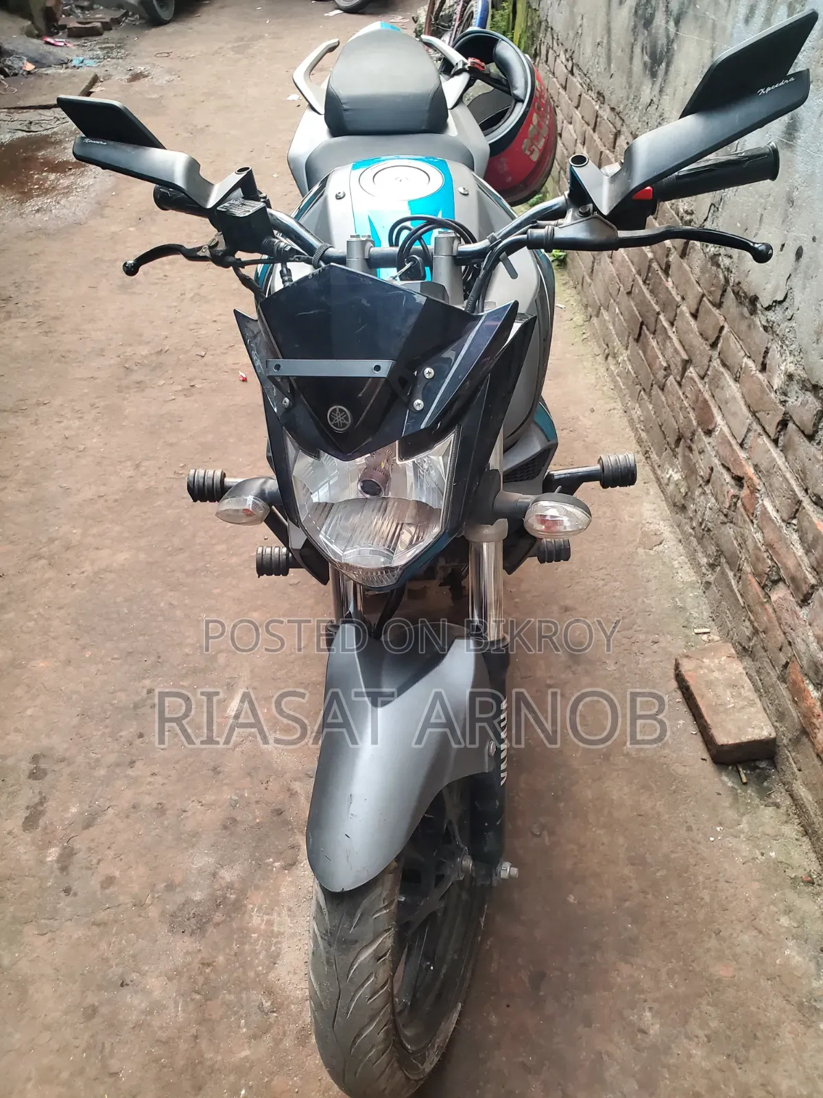 Yamaha FZS V2 2024 Gray