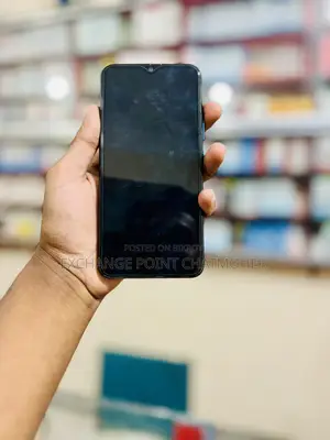 Vivo Y11 32 GB Blue