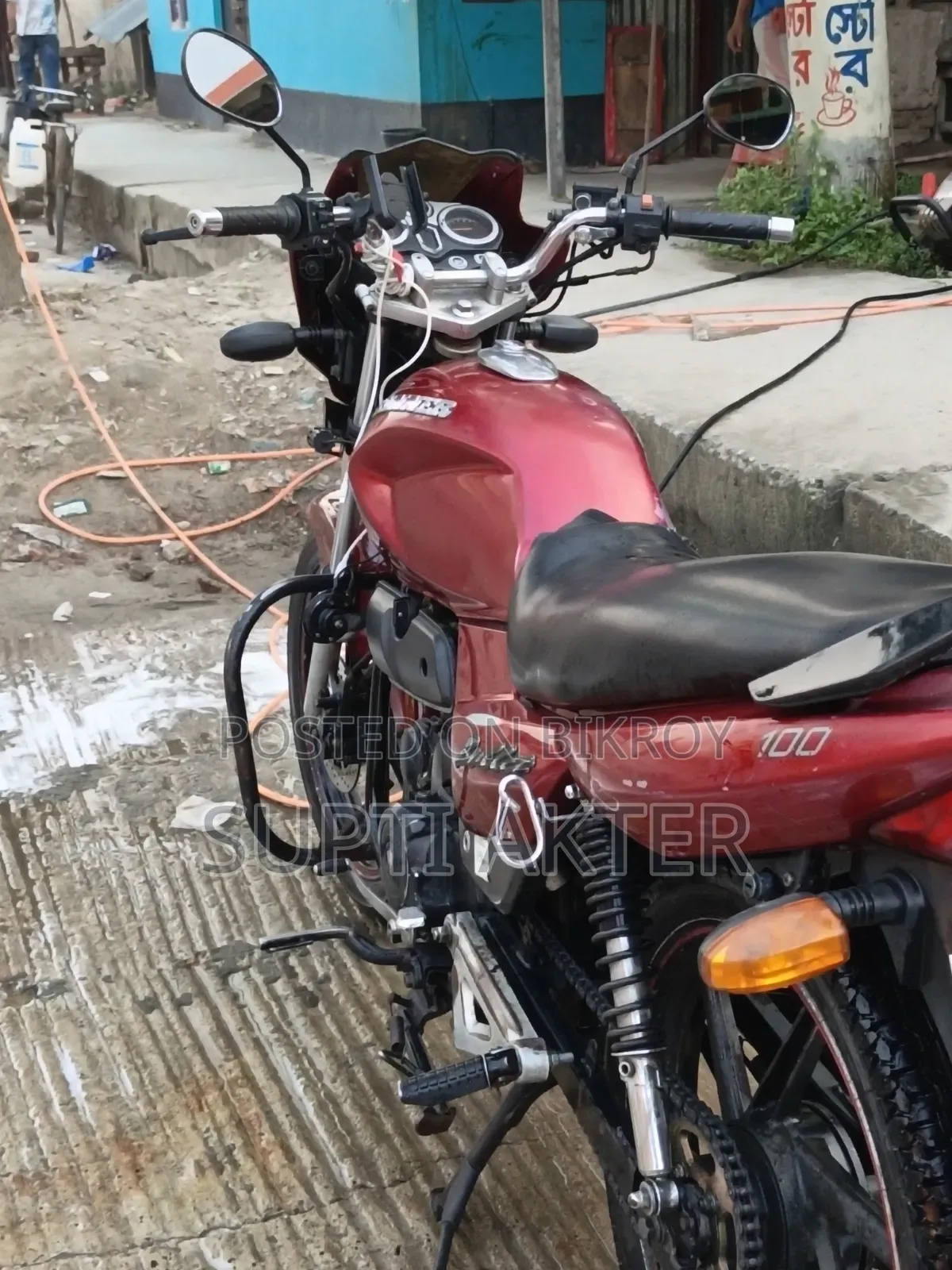 Runner Bullet 100 2016 Red