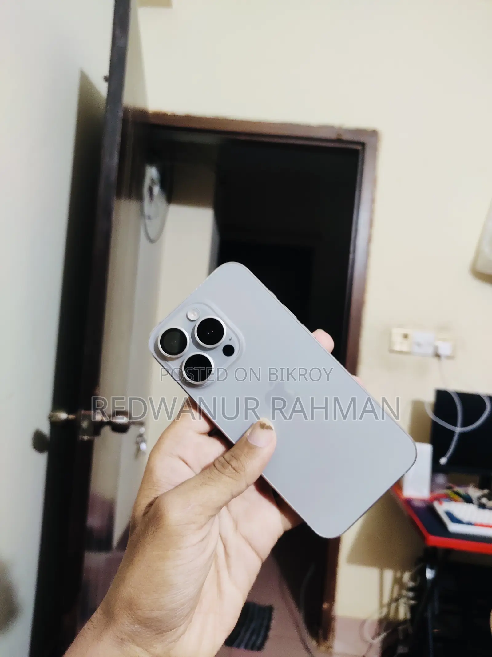 অ্যাপল আইফোন ১৫ প্রো ২৫৬ জিবি গ্রে