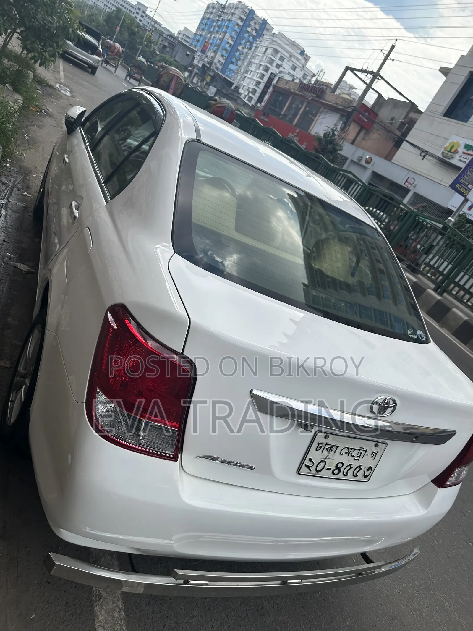 Toyota Axio 1.5 X Two-Wheel Drive 2012 White