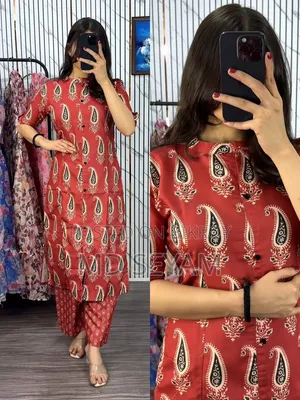 নারীদের সুন্দর পোশাক
