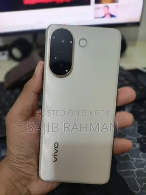 Vivo V60e 256 GB Gold