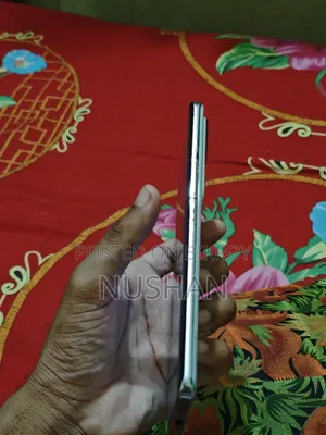 Vivo V30 5G 256 GB Rose Gold