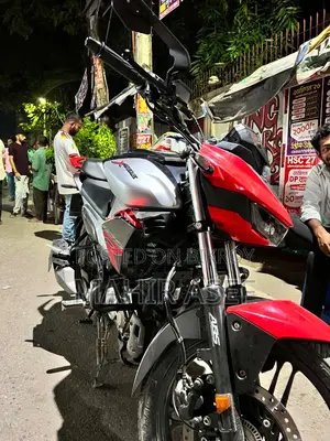 Hero Xtreme 125R 2025 Red