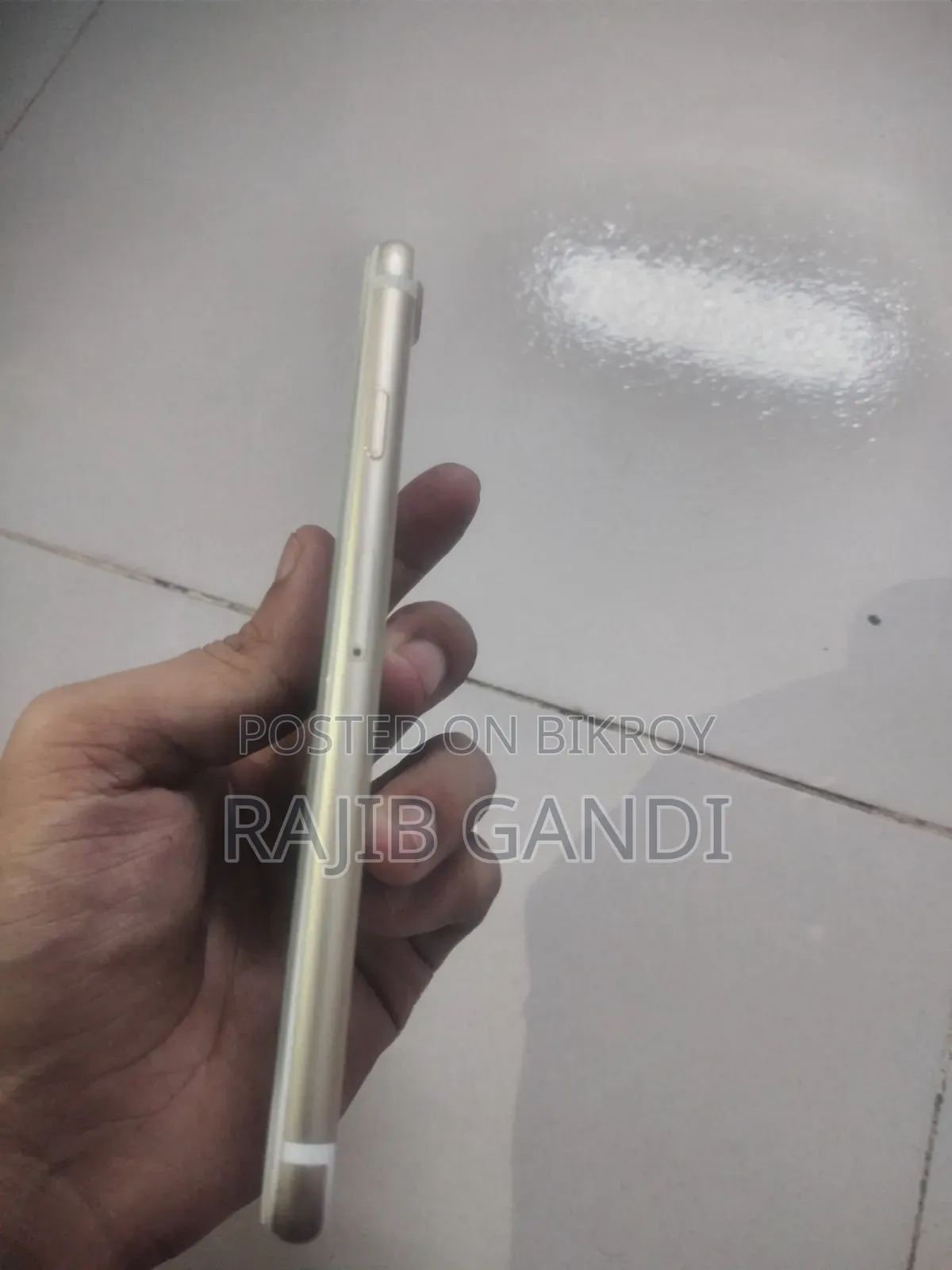 অ্যাপল আইফোন ৭ ৩২ জিবি গোল্ড