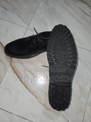 Black Shoe