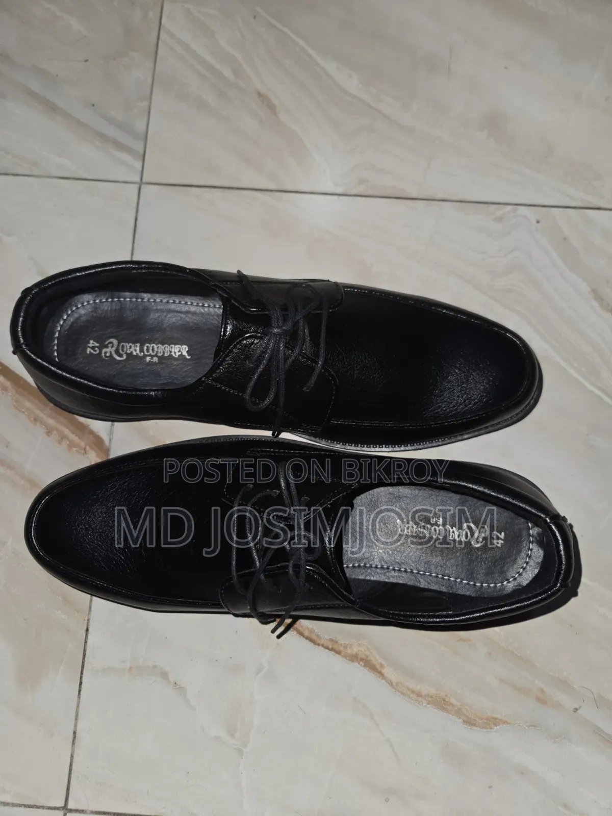 Black Shoe