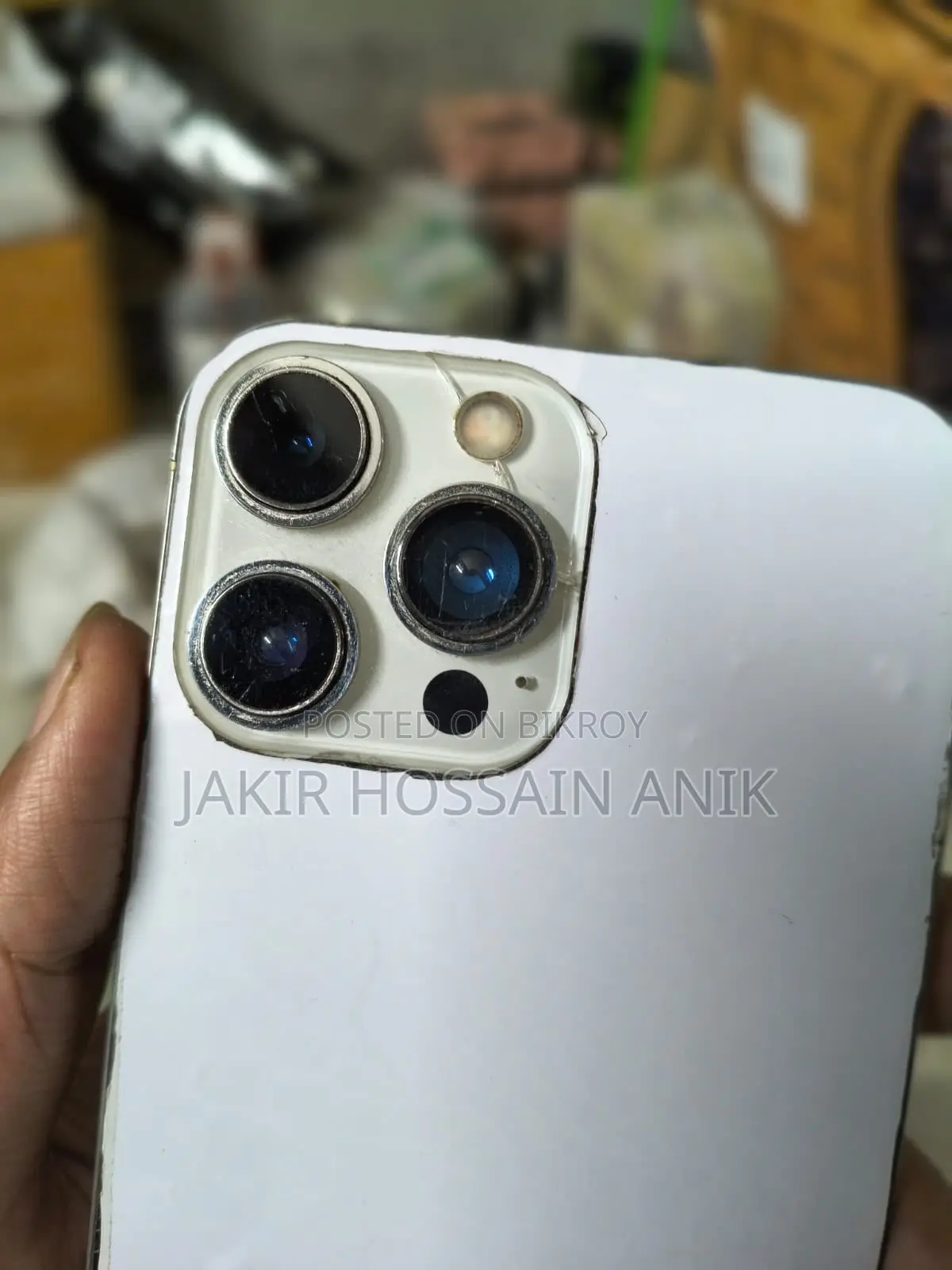 অ্যাপল আইফোন এক্সআর ৬৪ জিবি হোয়াইট