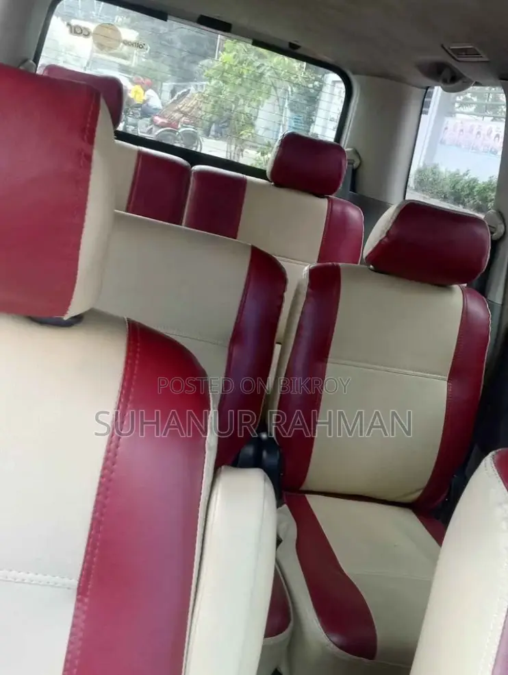 Toyota Noah 2003 Silver