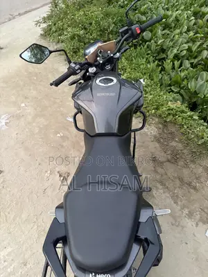 Hero Xtreme 125R 2025 Black
