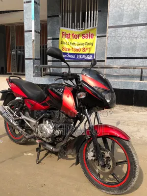 বাজাজ পালসার ১৫০ ২০১৫ লাল
