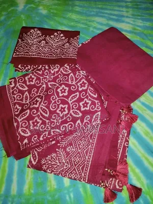 বাটিক কটন থ্রি পিস প্রতি পিস ১২০০ ফ্রি সাইজ