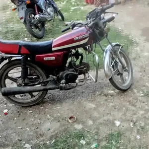 Bajaj Freedom 2015 Red