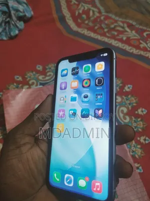 অ্যাপল আইফোন ১১ ৬৪ জিবি