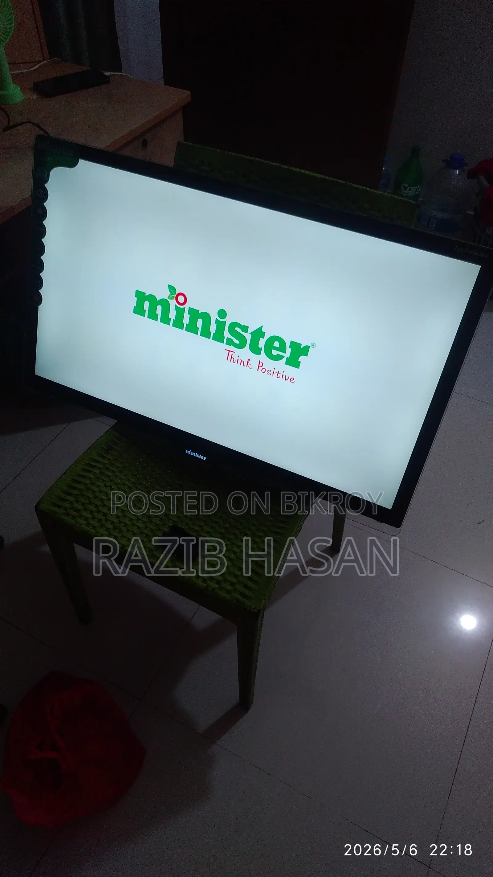 32 Inch Minister Smart TV