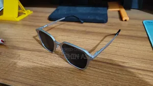 Brand New Stylish Men's Sunglasses / Eyewear (Unused)