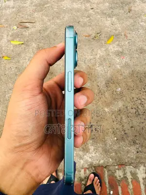 Apple iPhone 16 128 GB Green