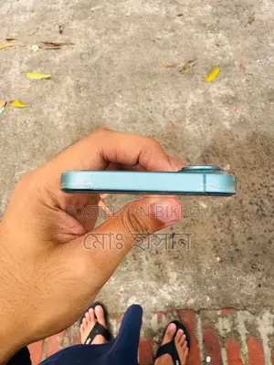 Apple iPhone 16 128 GB Green