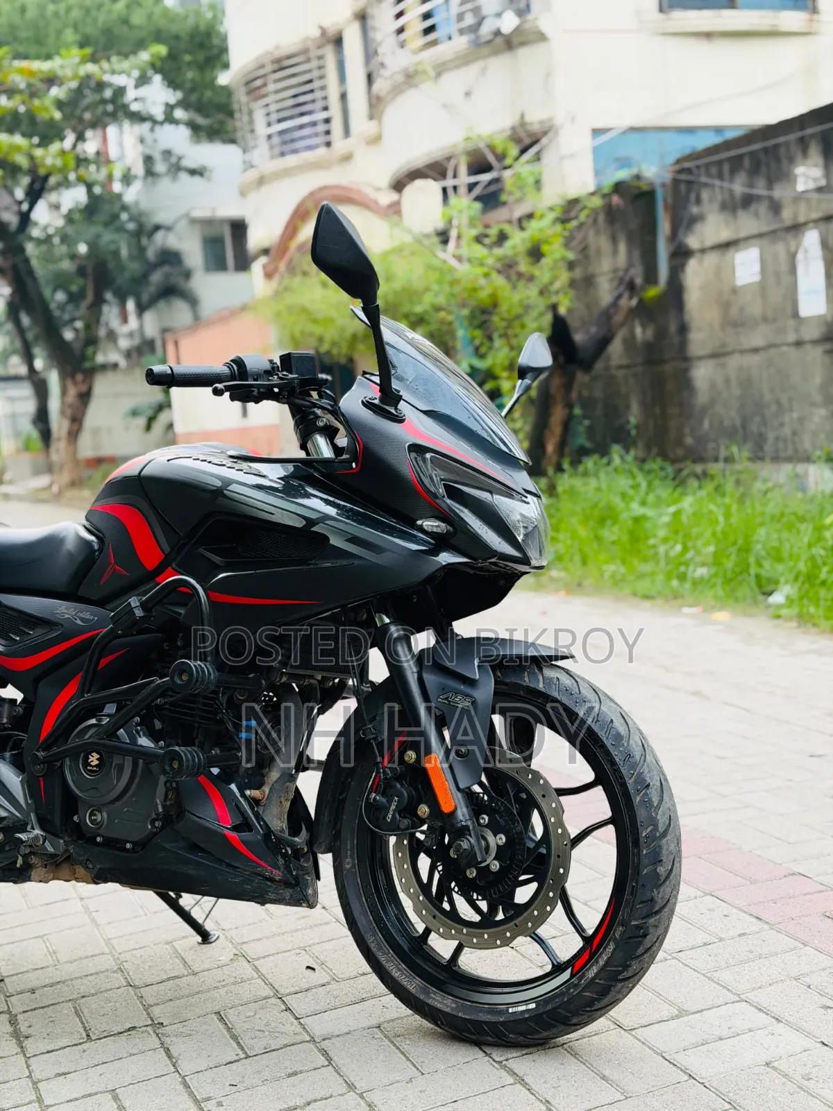 New Bajaj Pulsar F250 2025 Black