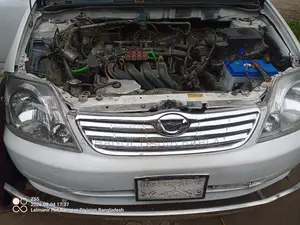 Toyota Corolla 2003 White