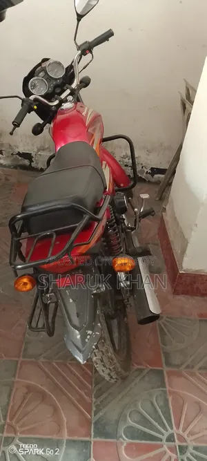 রোডমাস্টার ডিলাইট ২০২২ লাল