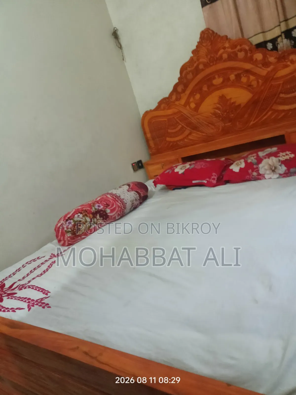 বক্স খাট সেল করা হবে মেহগনি কাঠের তৈরি