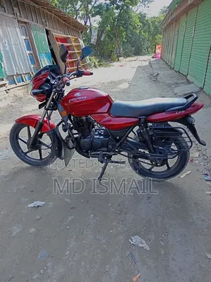 Bajaj Discover 135 2010 Red