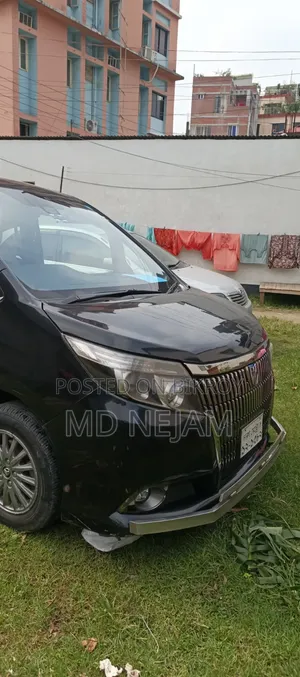 Toyota Esquire 2017 Black
