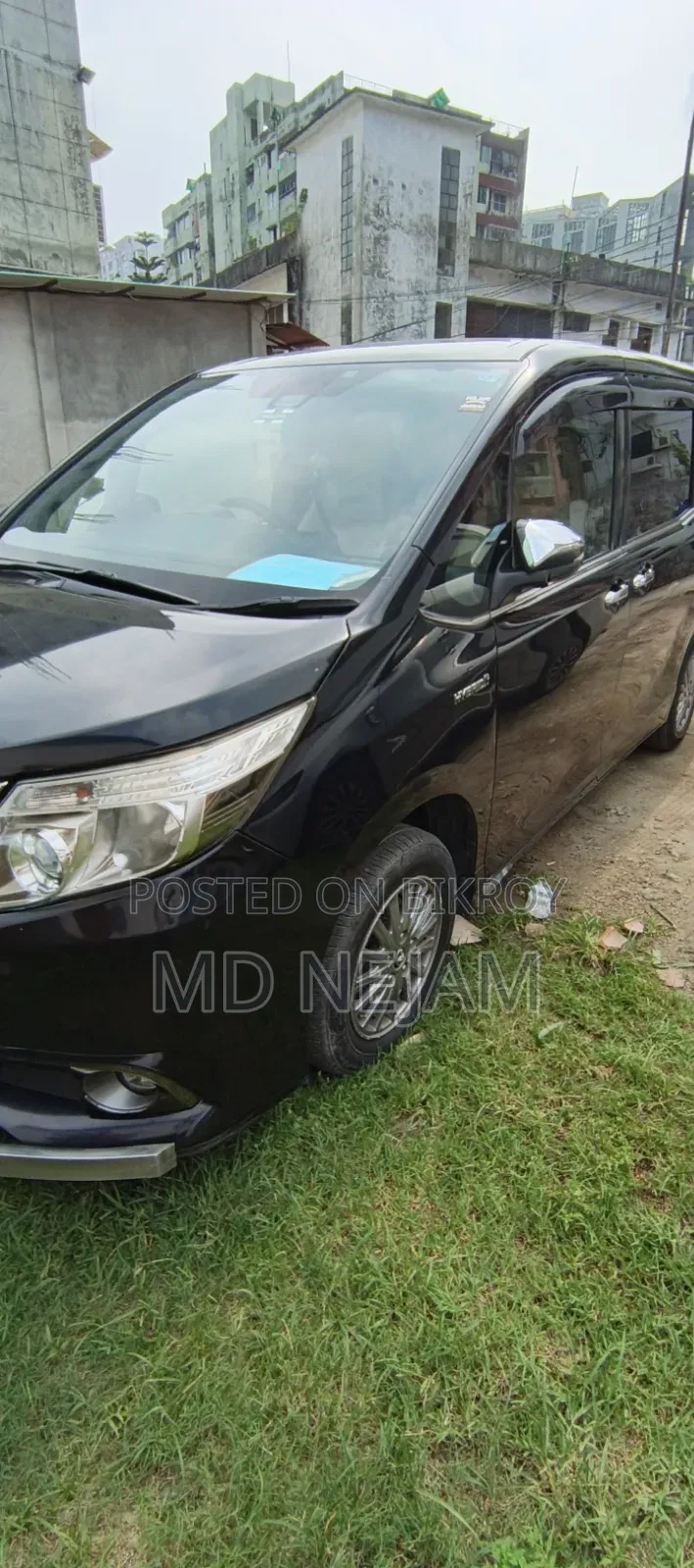 Toyota Esquire 2017 Black
