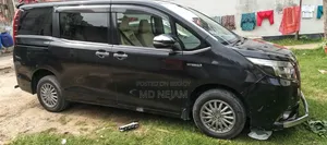 Toyota Esquire 2017 Black