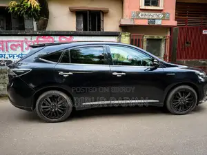 Toyota Harrier 2.5 Hybrid Four-Wheel Drive 2014 Black