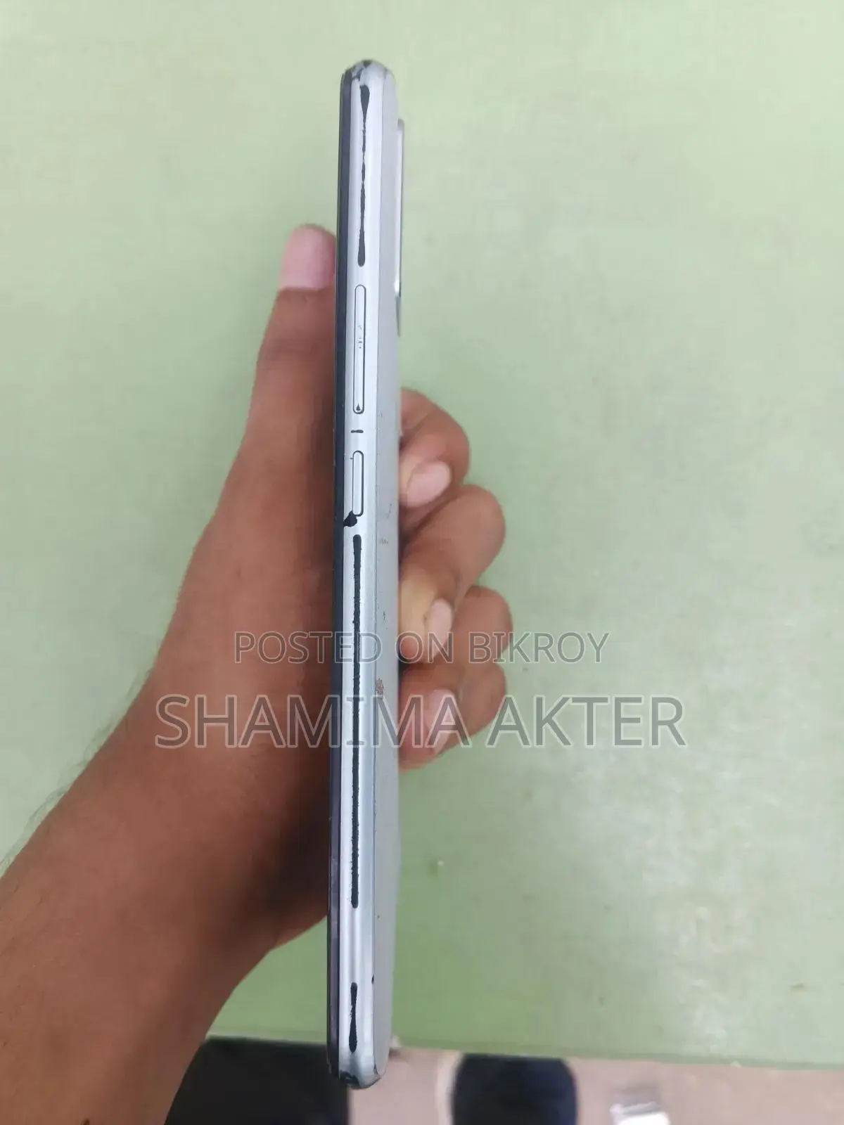Symphony Helio 30 128 GB White