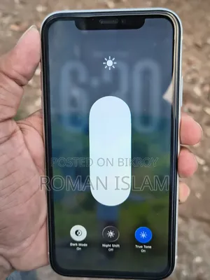 অ্যাপল আইফোন ১১ ৬৪ জিবি হোয়াইট